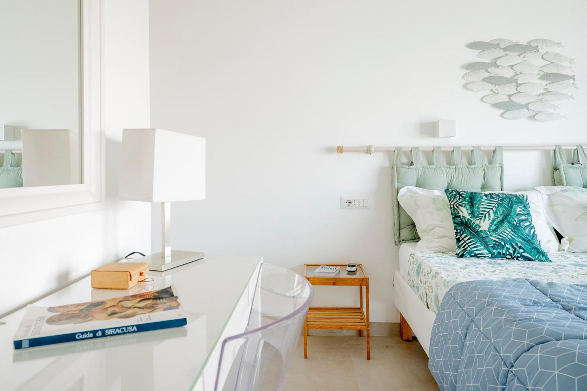 Eos Sea View Apartments Syracuse Exterior foto